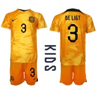 Dres Nizozemska Matthijs de Ligt #3 Domaci za djecu SP 2022 Kratak Rukav (+ kratke hlače)